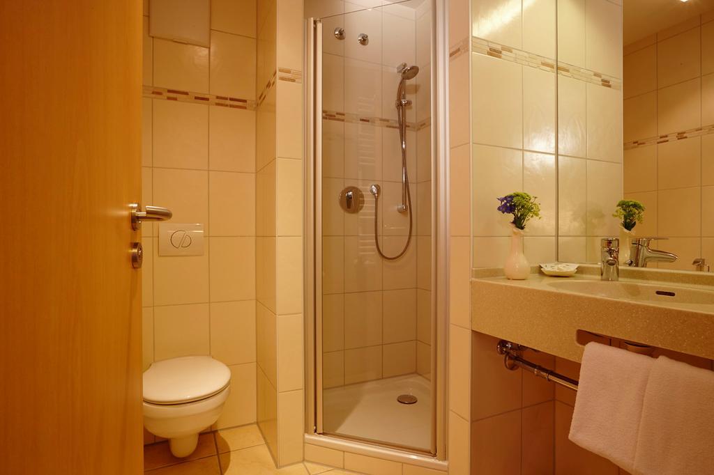 Hotel Eberl Hattenhofen  Oda fotoğraf